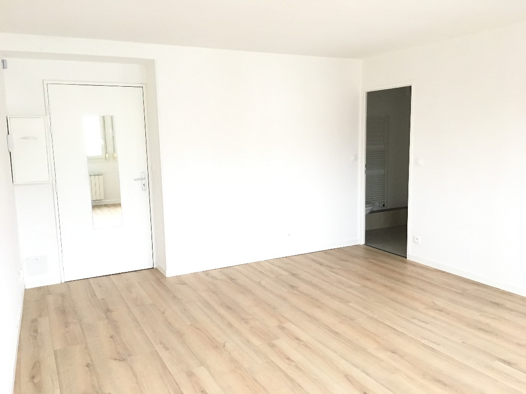 Appartement 1 pièces à Reims - photo 5