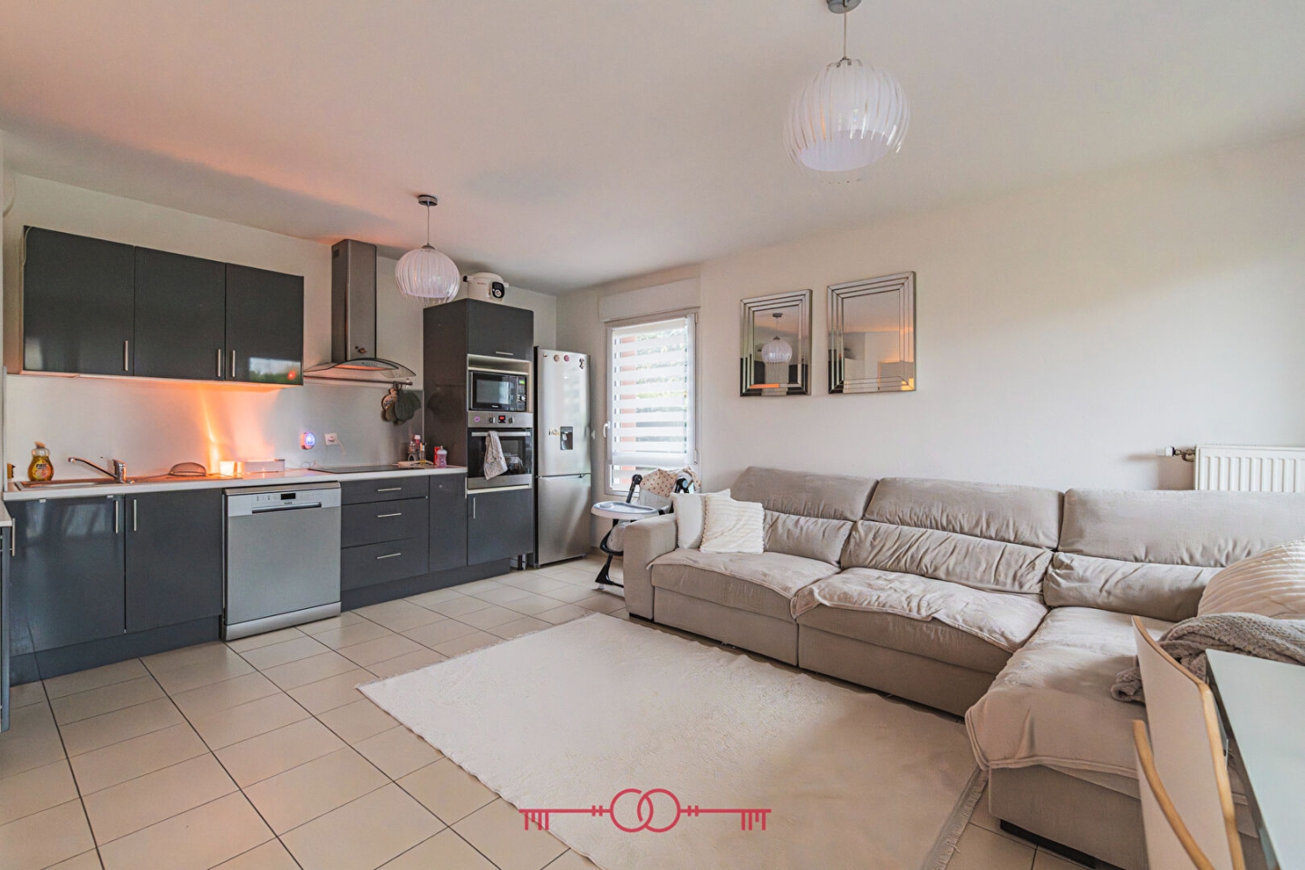  Appartement Reims 3 pièce(s) 60.57 m2 vendu loué - photo 3