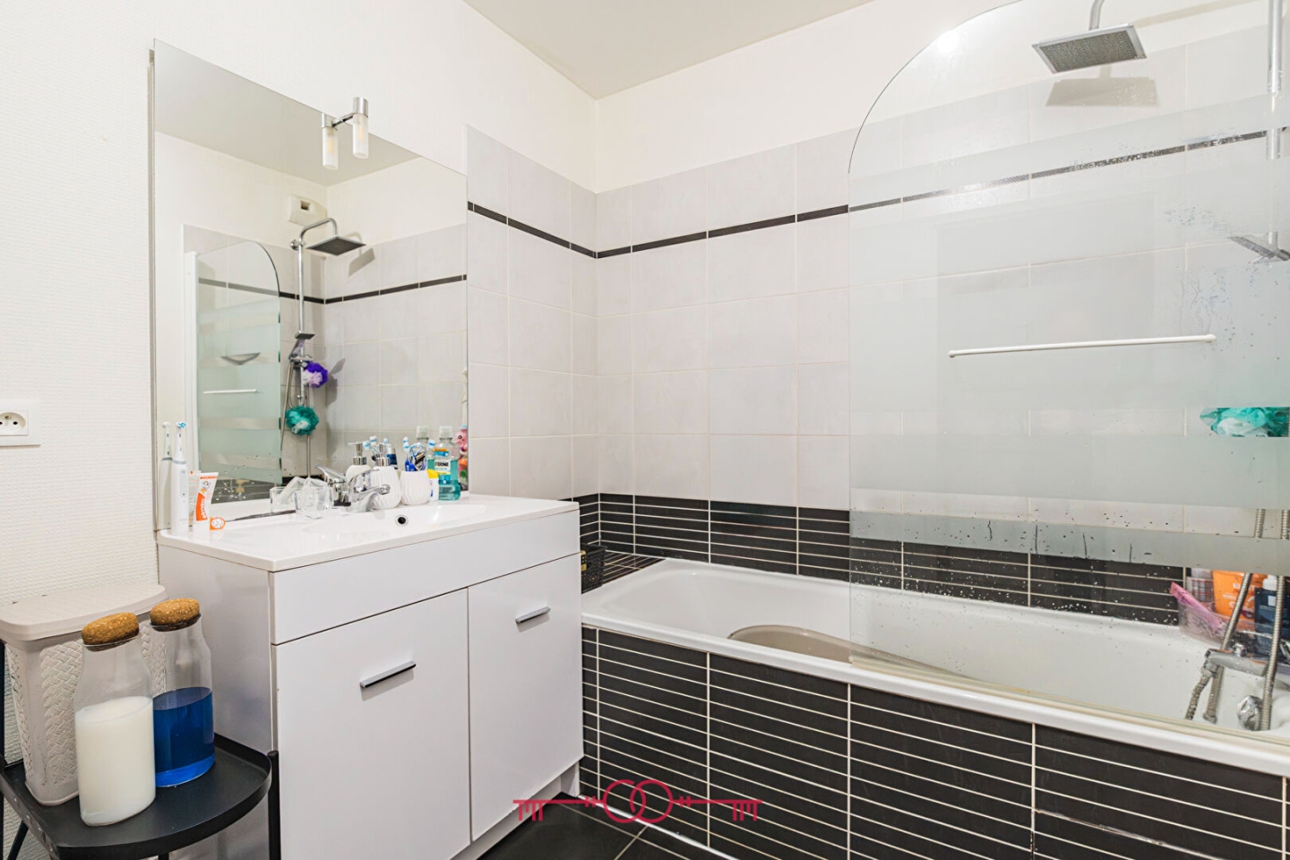  Appartement Reims 3 pièce(s) 60.57 m2 vendu loué - photo 9