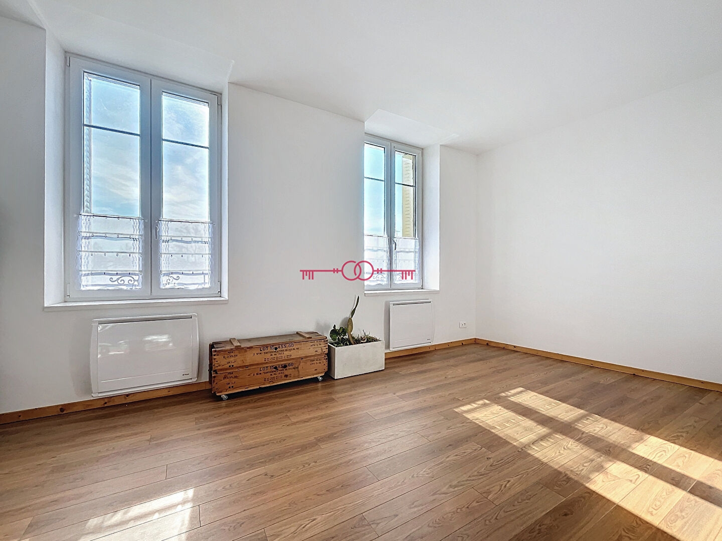 Immeuble  pièces à Lavannes - photo 6