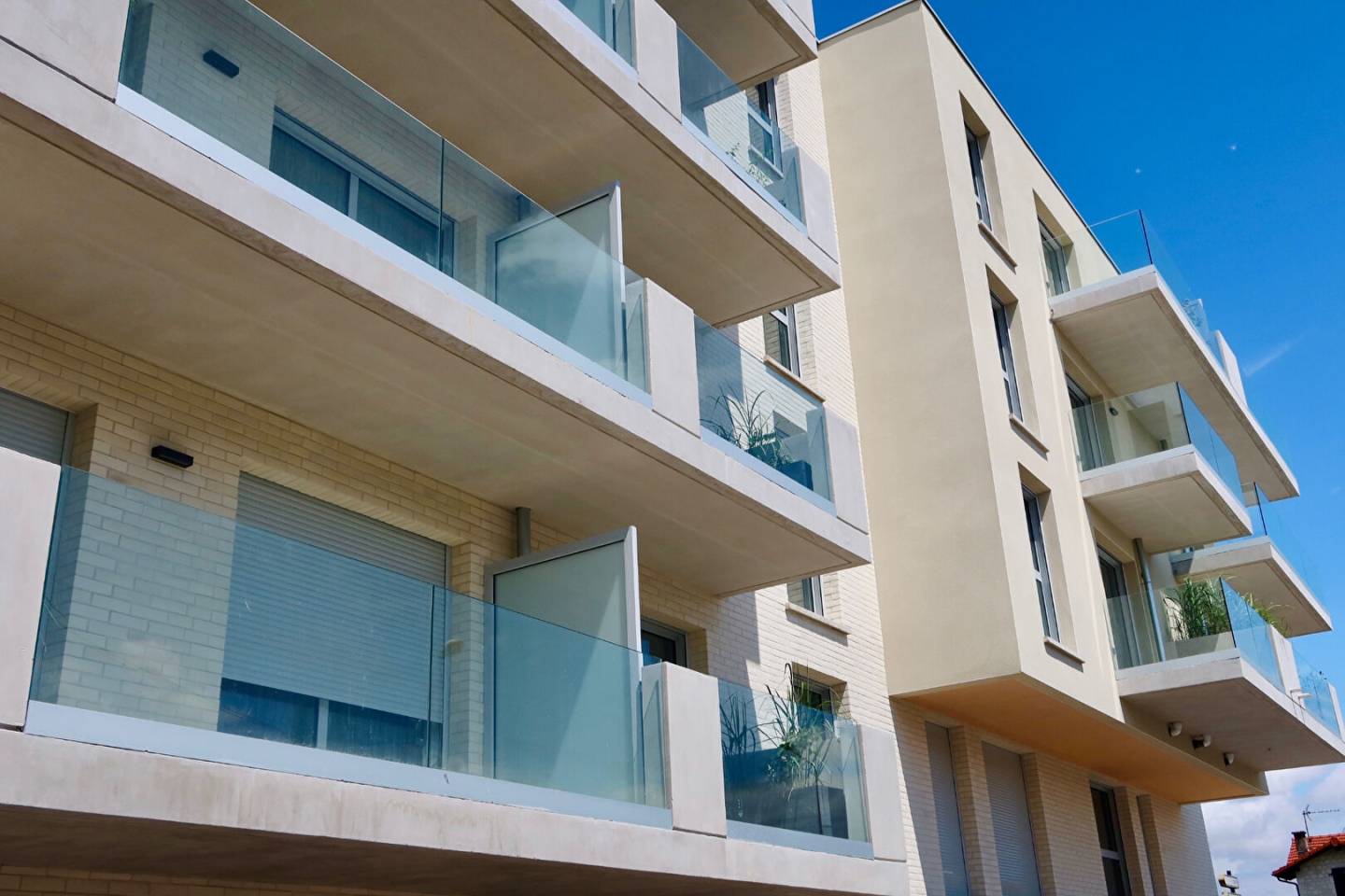 Local Commercial 1 pièces à Reims - photo 2