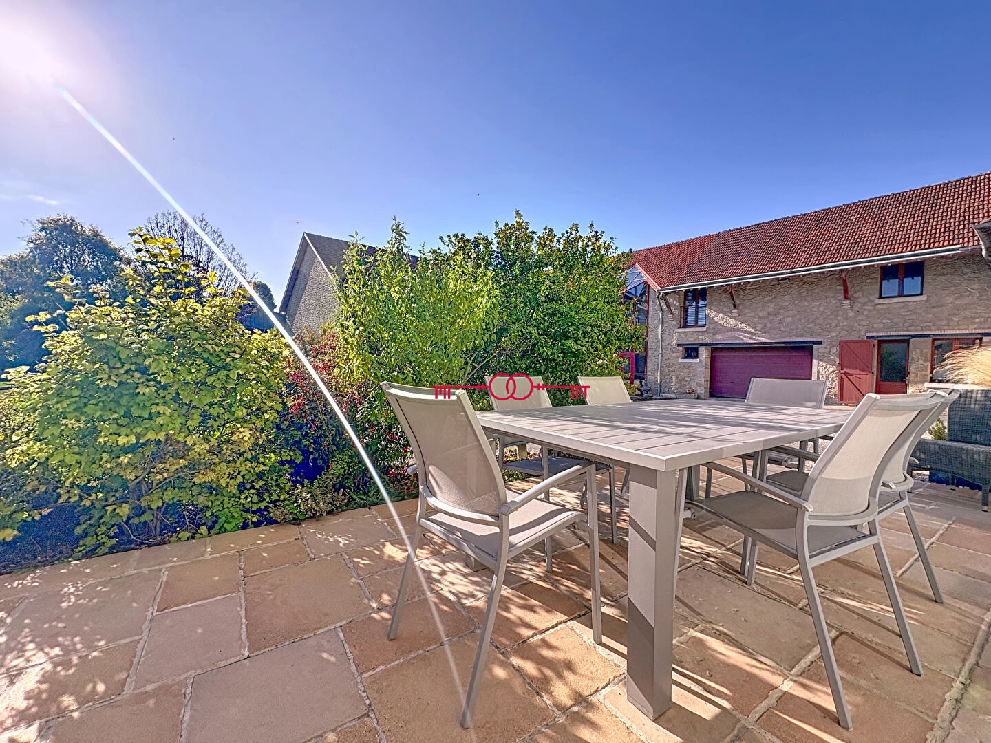 Maison 7 pièces à Lavannes - photo 1