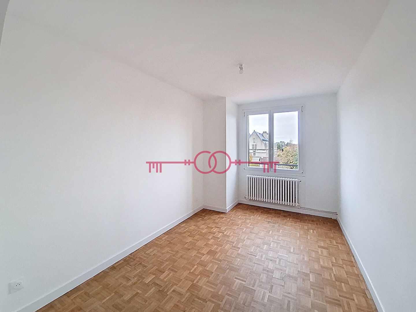 Appartement 4 pièces à Chalons en champagne - photo 4