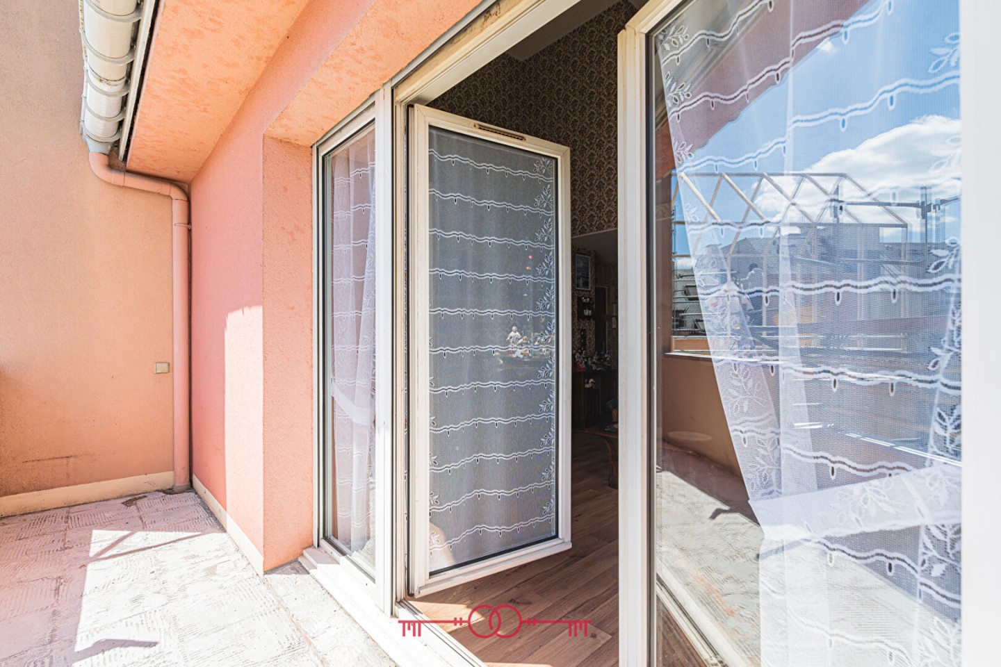  À VENDRE EN EXCLUSIVITÉ - À ÉPERNAY - APPARTEMENT DUPLEX DE TYPE 4 - photo 5