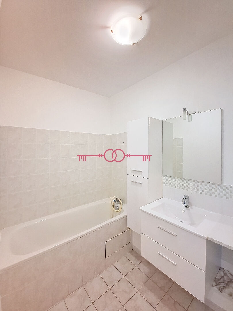  Appartement Chalons En Champagne 3 pièce(s) 69 m2 - photo 6