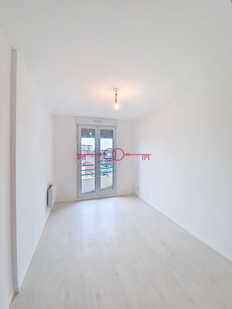  Appartement Chalons En Champagne 3 pièce(s) 69 m2 - photo 7