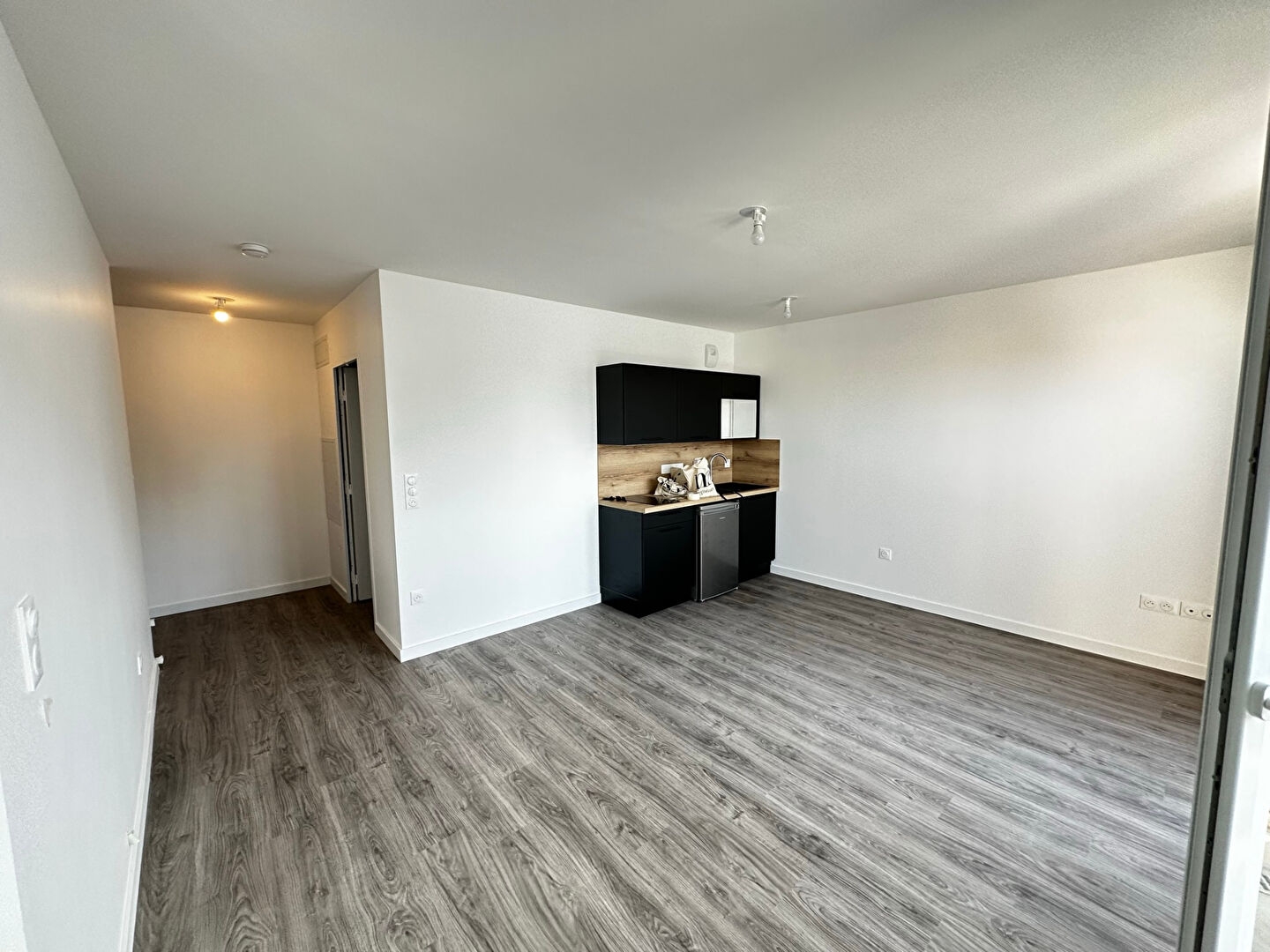 Appartement 1 pièces à Reims - photo 3