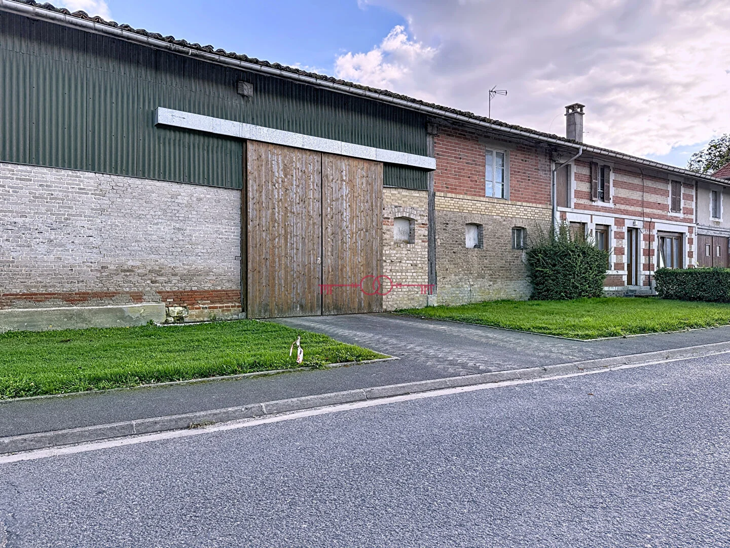 Terrain agricole 7 pièces à Hans - photo 