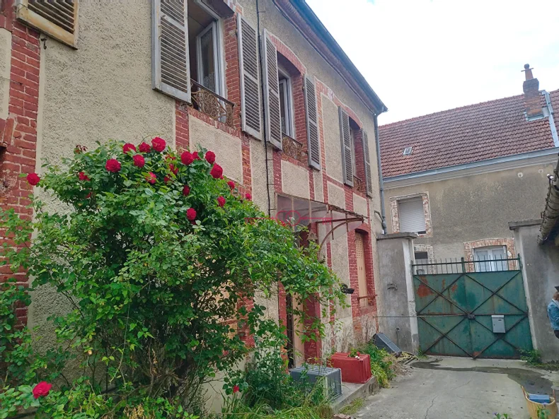 Maison 7 pièces à Ay champagne - photo 1