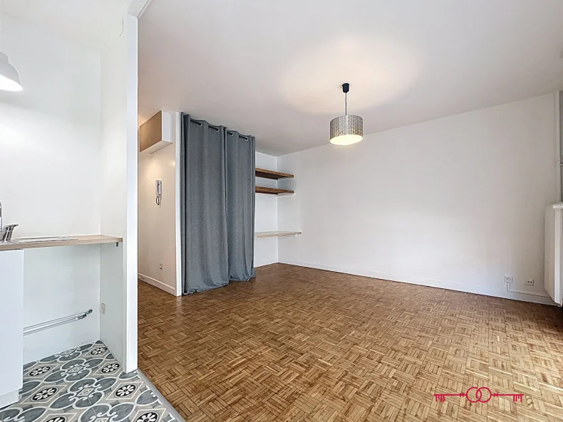 Appartement 1 pièces à Reims - photo 2