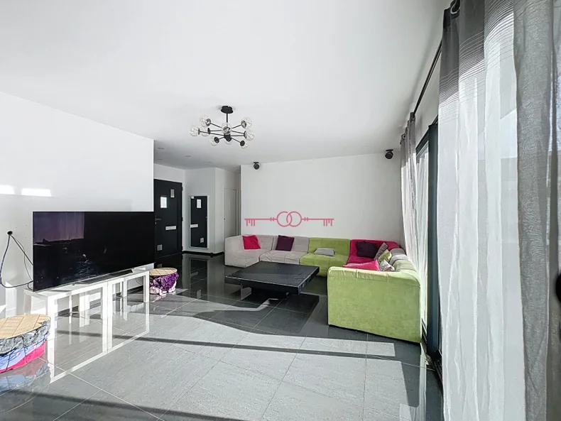 Maison 6 pièces à Champigny - photo 4
