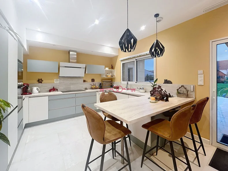 Maison 7 pièces à Cauroy les hermonville - photo 3