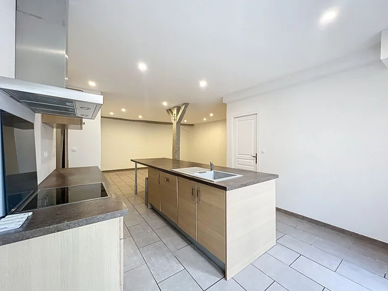 Appartement 4 pièces à Chalons en champagne - photo 1 