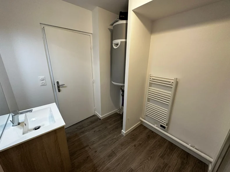 Appartement 1 pièces à Reims - photo 4