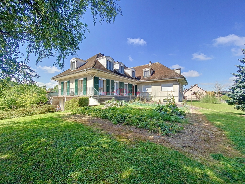 Maison 12 pièces à Ville sur tourbe - photo 