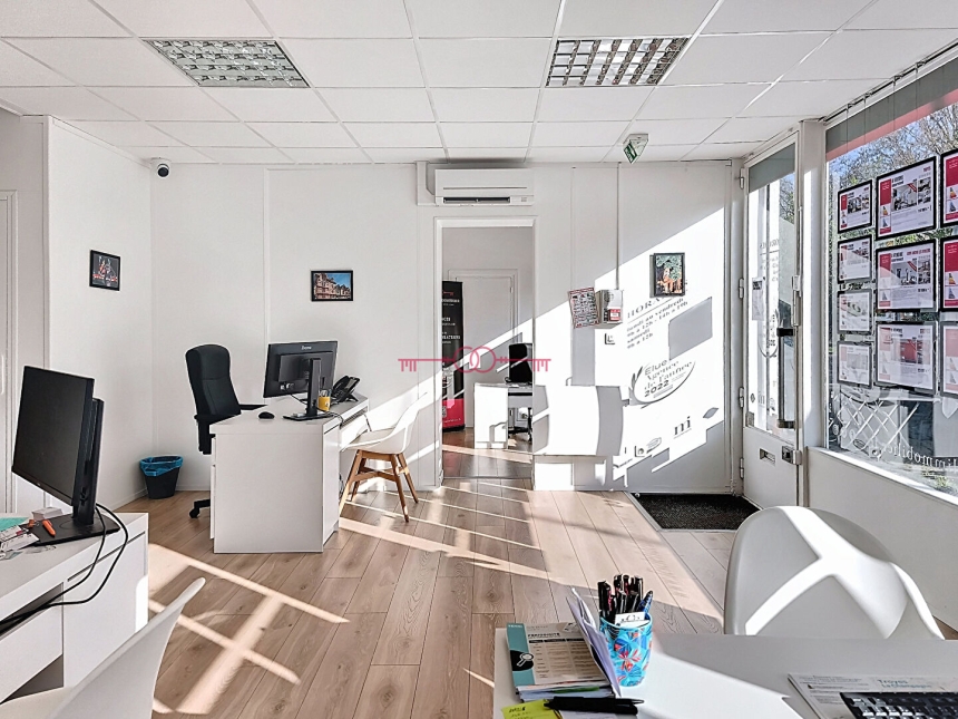 Local Commercial  pièces à Troyes - photo 