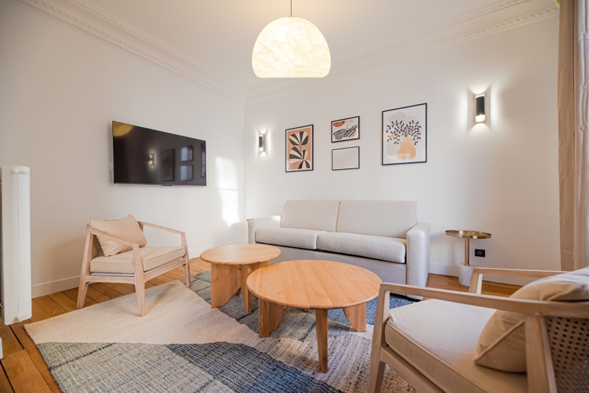 Immeuble 44 pièces à Reims - photo 1