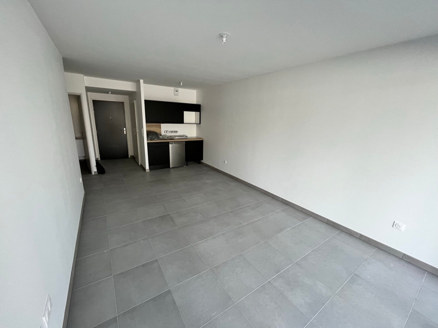 Appartement 2 pièces à Reims - photo 2