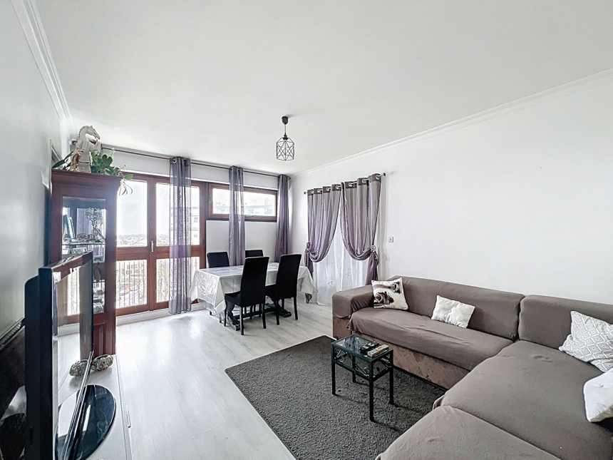 Appartement 3 pièces à Chalons en champagne - photo 