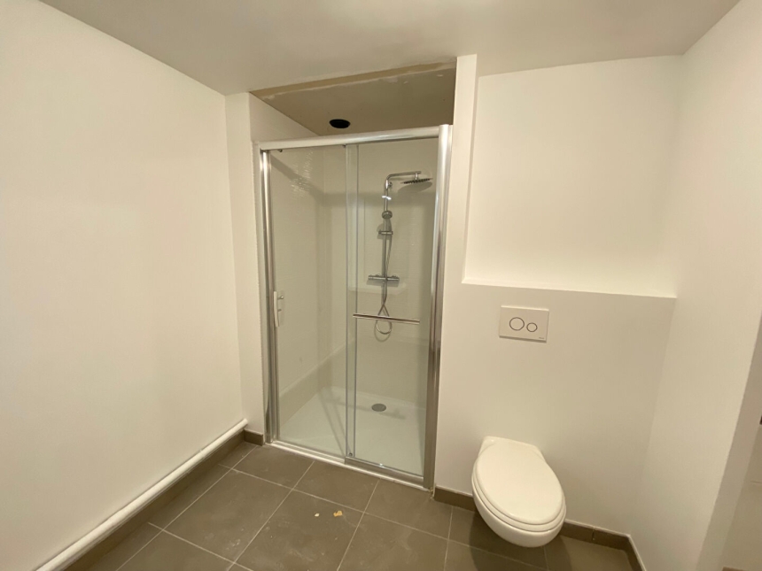 Appartement 1 pièces à Reims - photo 2