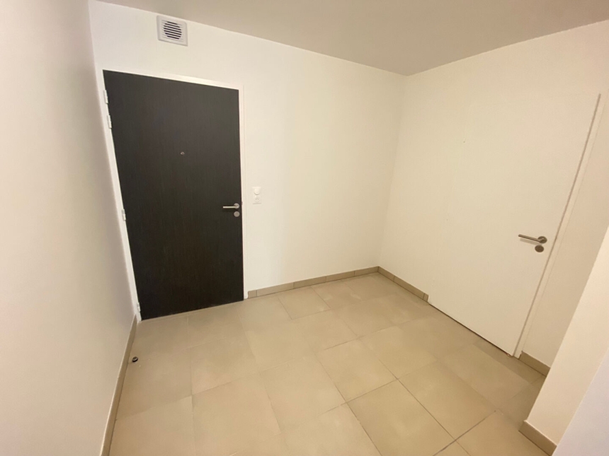 Appartement 1 pièces à Reims - photo 3