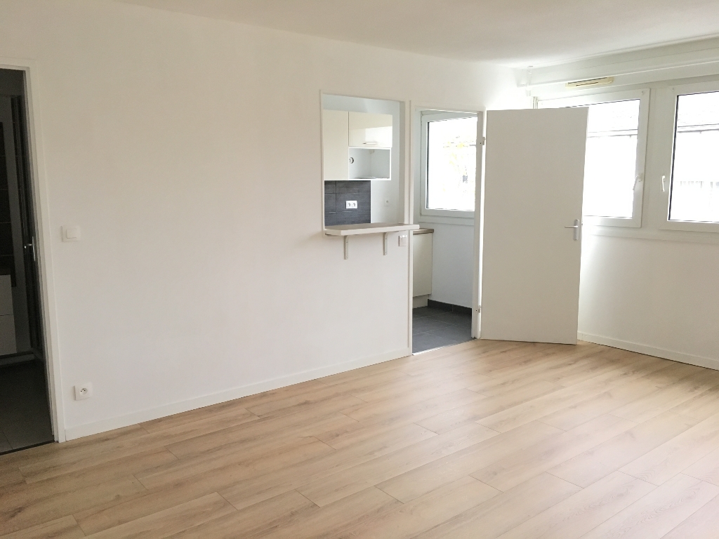 Appartement 1 pièces à Reims - photo 4