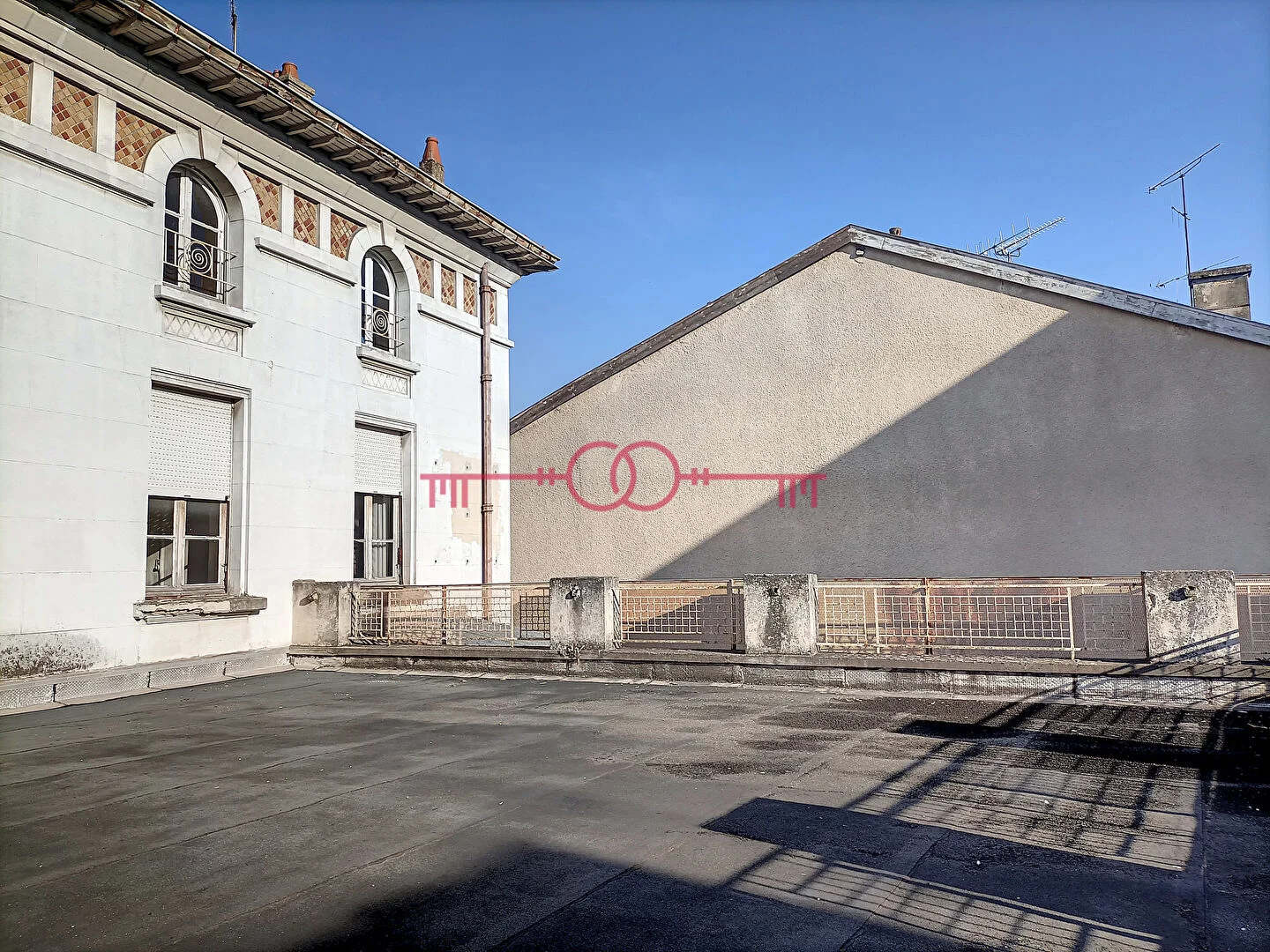 Immeuble  pièces à Chalons en champagne - photo 