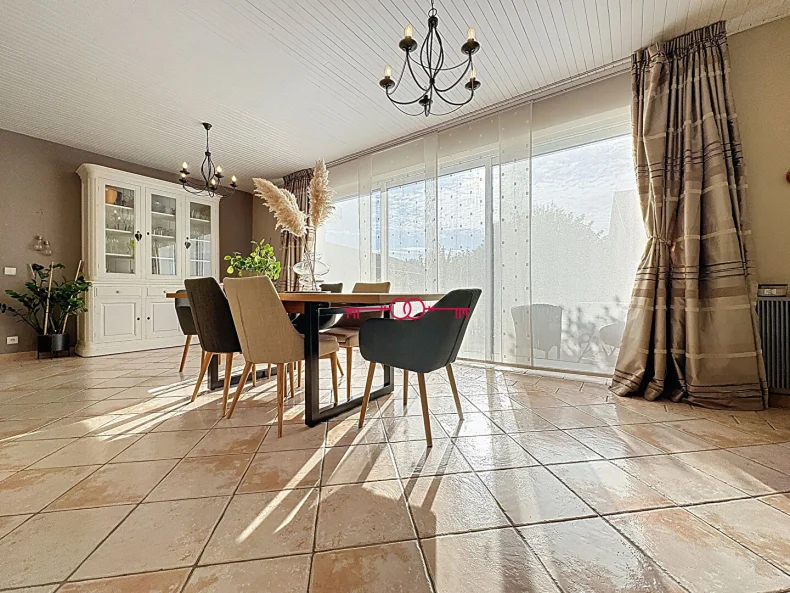 Maison 7 pièces à Lavannes - photo 2