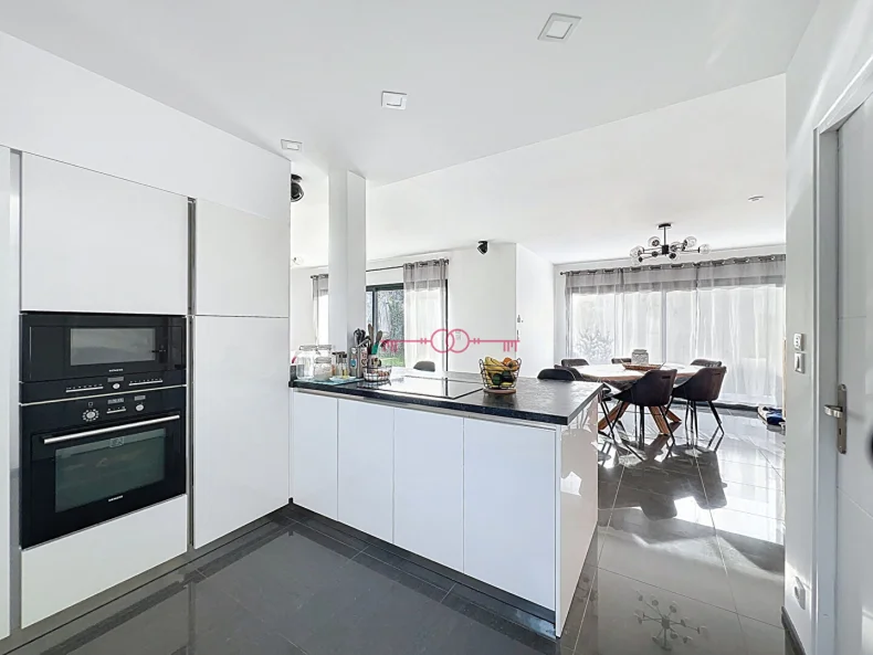 Maison 6 pièces à Champigny - photo 1