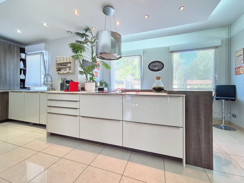 Maison 9 pièces à Gueux - photo 3