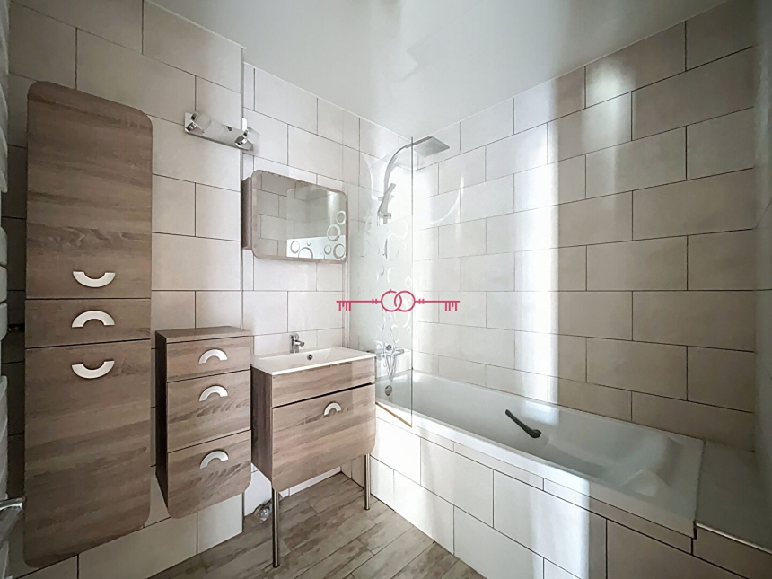 Appartement 3 pièces à Reims - photo 4