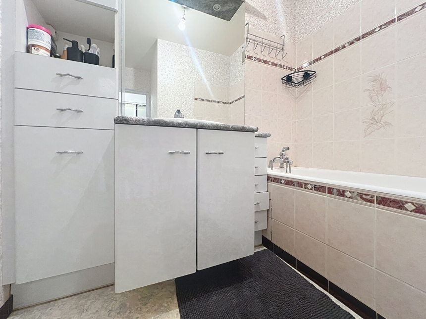 Appartement 3 pièces à Chalons en champagne - photo 3