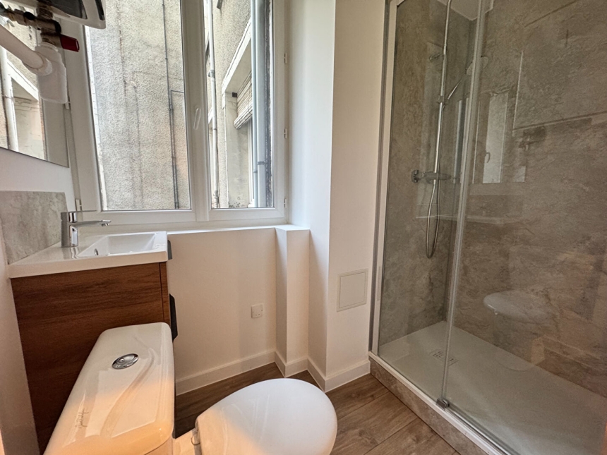 Appartement 1 pièces à Reims - photo 4